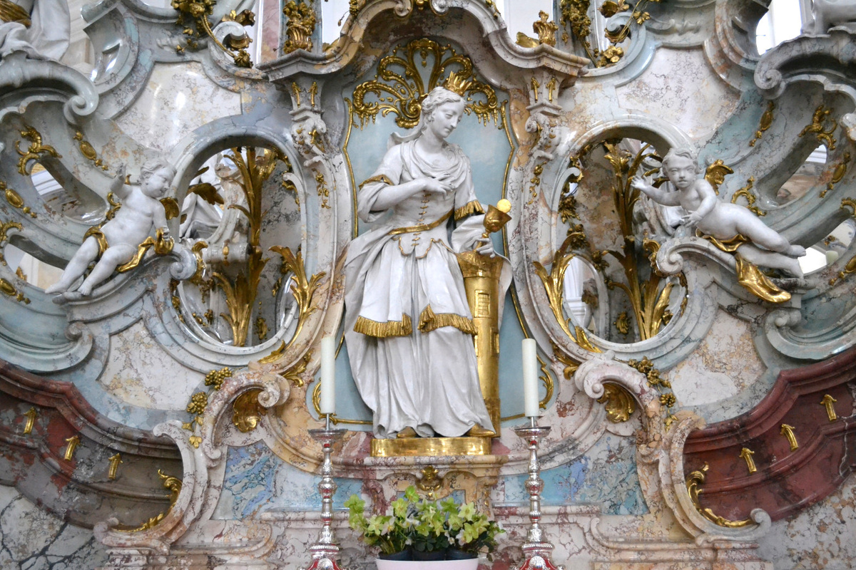 Die heilige Barbara von Nikomedien zählt zu den beliebtesten Nothelfern. Sie wird zum Schutz vor jähem Tod und als Beistand der Sterbenden angerufen. (Foto: Ulrich Traub)
