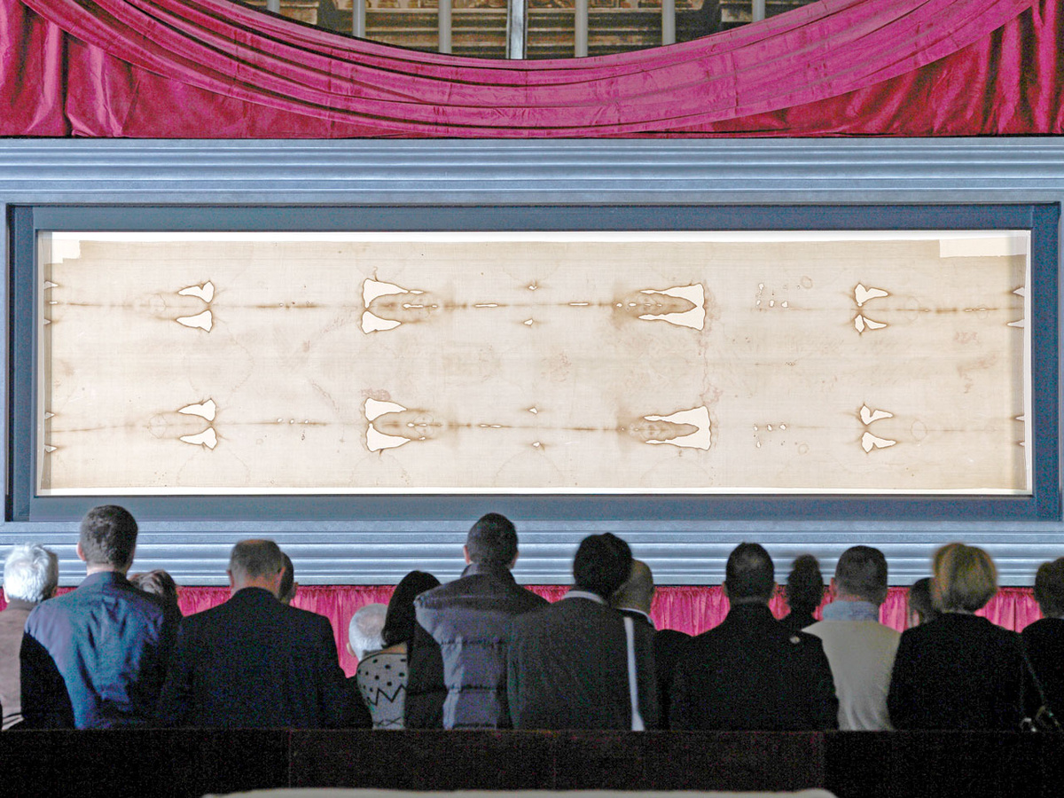 Das Grabtuch wird in unregelmäßigen Abständen in Turin gezeigt. (Foto: KNA)