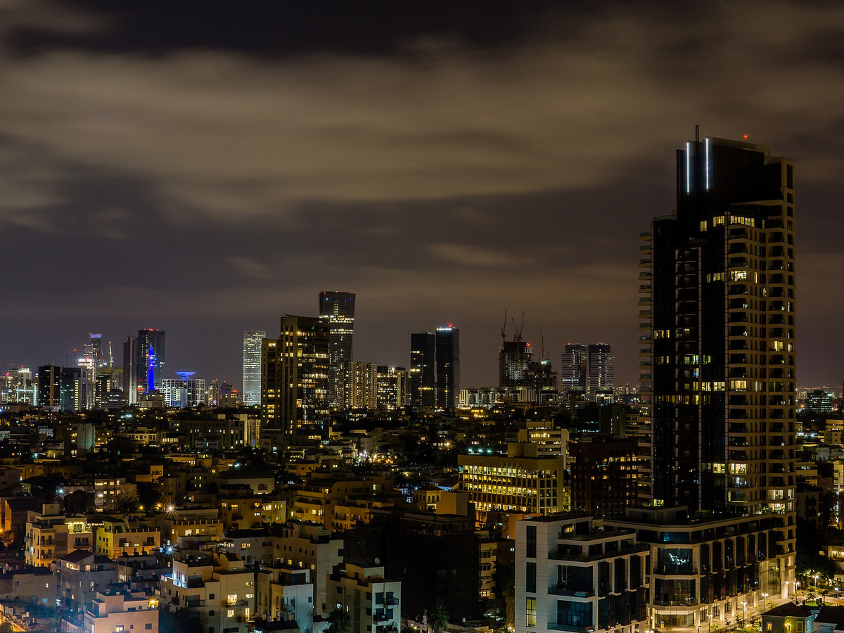 Tel Aviv (Israel) bei Nacht. (Foto: gem)